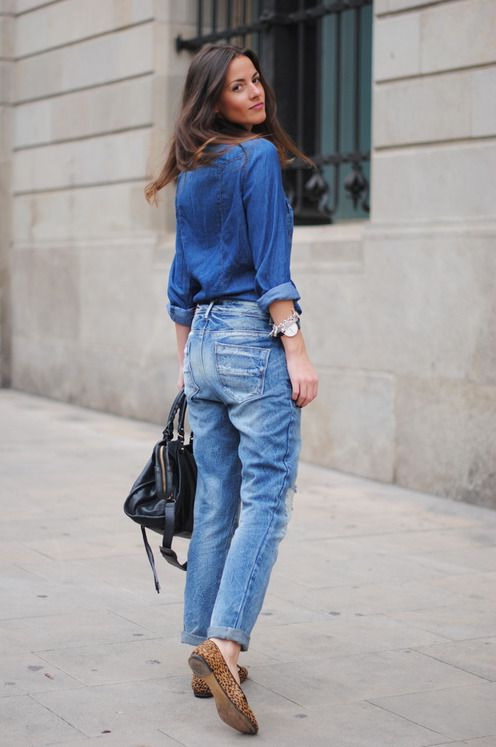 How To Wear Relaxed Fit Jeans 2020 | FashionTasty.c