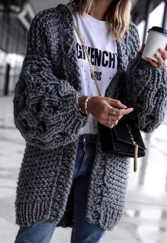 15 Ways To Wear An Oversized Knit Cardigan This Spring | Outfit .