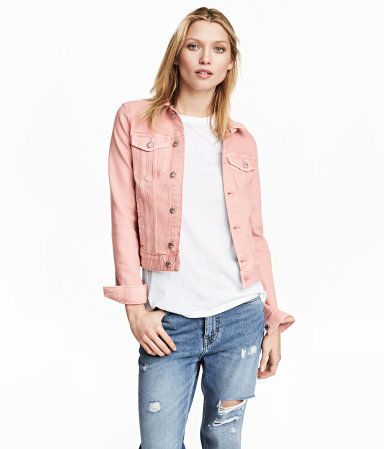 Light pink. Jacket in washed denim with metal buttons. Collar .