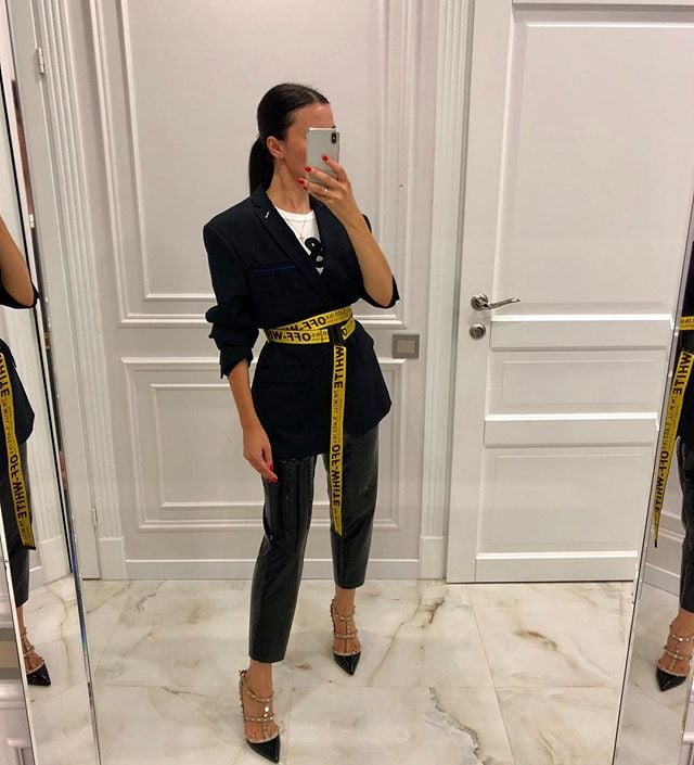 How to Actually Wear That Super-Trendy Off-White Belt | POPSUGAR .