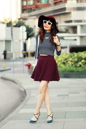 Maroon H&M Skater Skirt - How to Wear and Where to Buy | Chictop