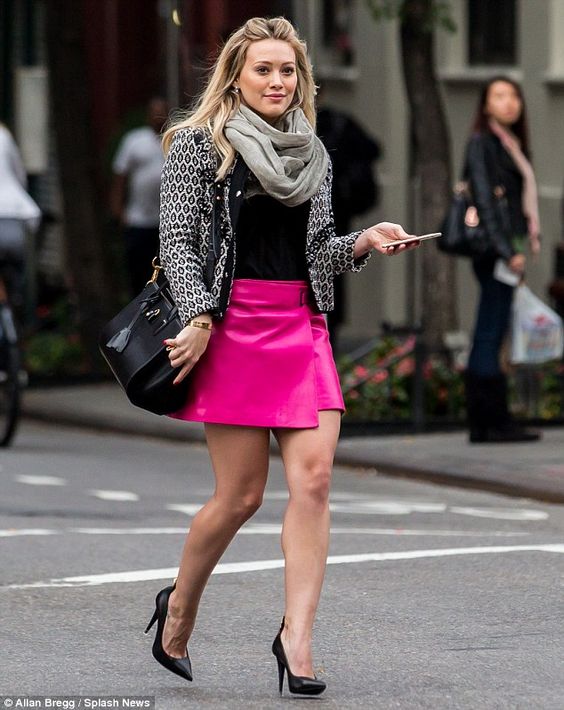 Outfits with Pink Skirts - 35 Ways to Style Hot Pink Skir