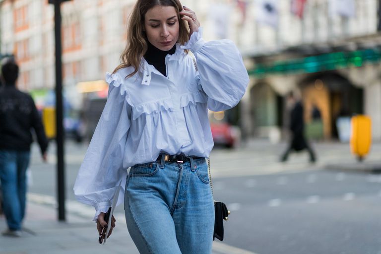 Mom Jeans are Back in Style - Learn How to Wear Th