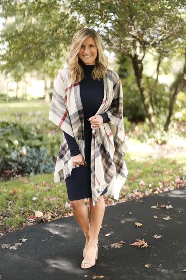 How to Style a Poncho // Sweater Dress with Poncho // Fall Wedding .