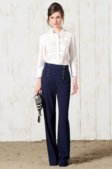 How to Wear Sailor Pants: 15 Elegant Outfit Ideas for Women - FMag .