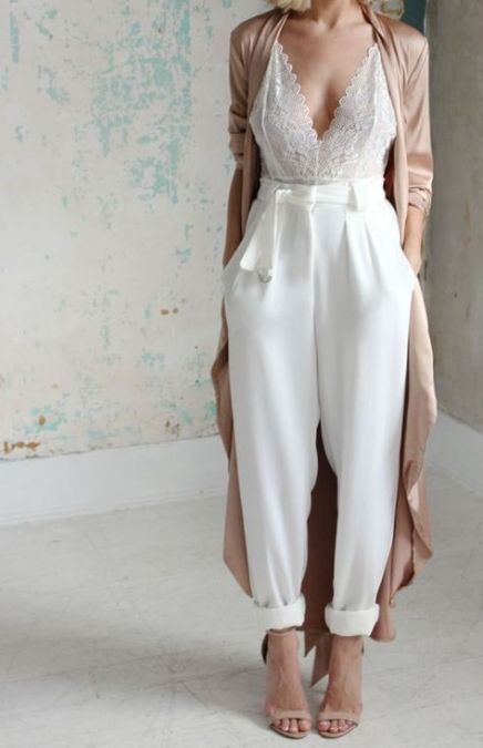 22+ Ideas how to wear white dress pants heels | White dress pants .