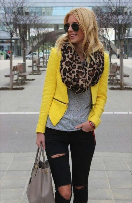 32 Ideas How To Wear Yellow Jacket Style | Yellow jacket outfit .