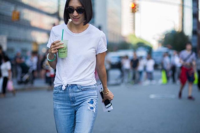 knotted white t-shirt boyfriend jeans