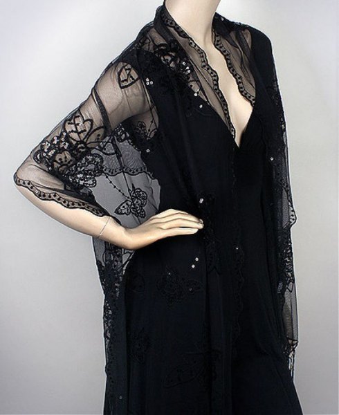 Lace scarf black deep V-neck, figure-hugging midi dress