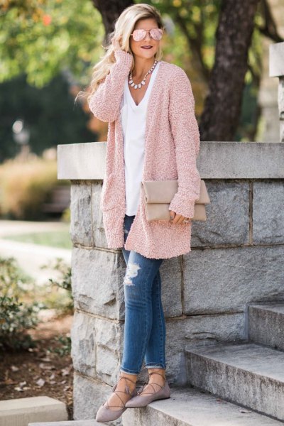 Light gold cardigan with a relaxed fit and a white V-neck t-shirt