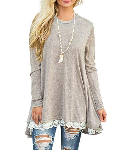 Light gray long-sleeved tunic T-shirt with scalloped hem and ripped skinny jeans