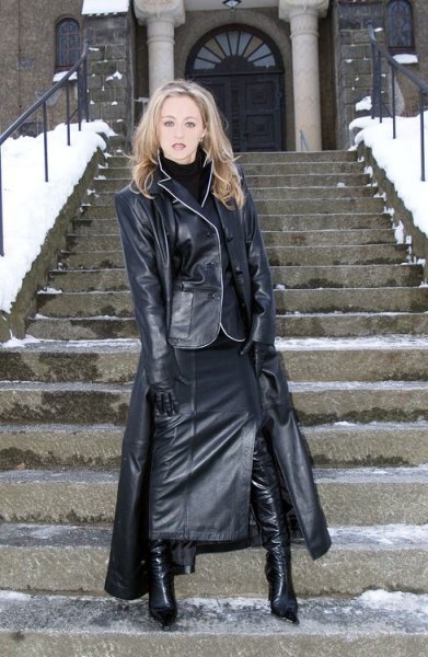 Maxi leather coat all leather outfit