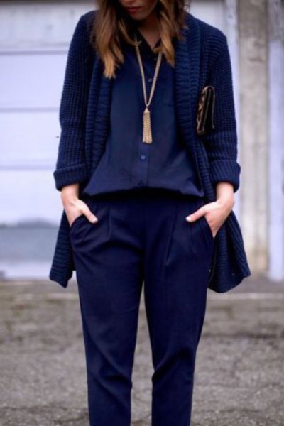 Navy blouse with blazer and long necklace in boho style