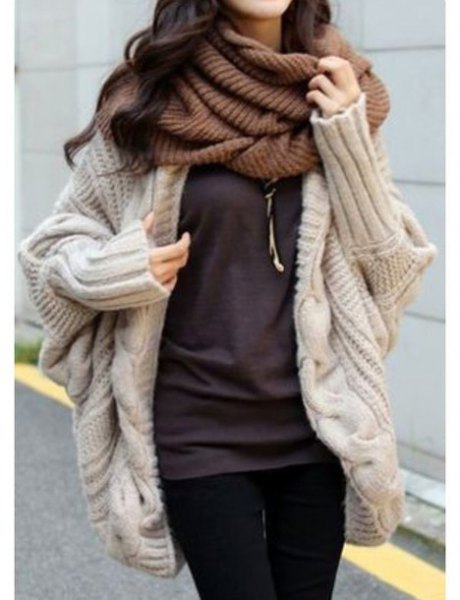 Light pink cardigan with a green scarf