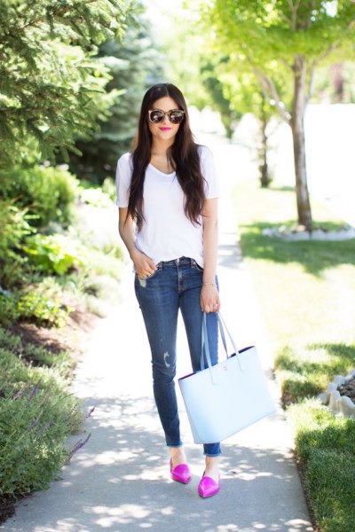 pink moccasins white t-shirt jeans
