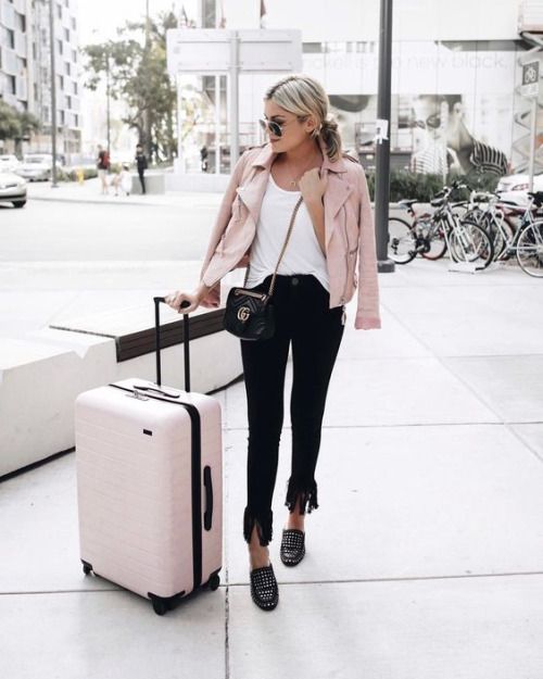 FASHION BLOGGER STREET STYLE | Pink leather jacket, Pink leather .