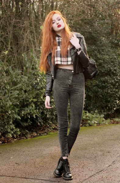 Checkered scarf with a short leather jacket with gray high-rise jeans