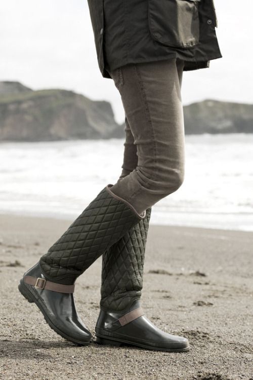 quilted boots green gray