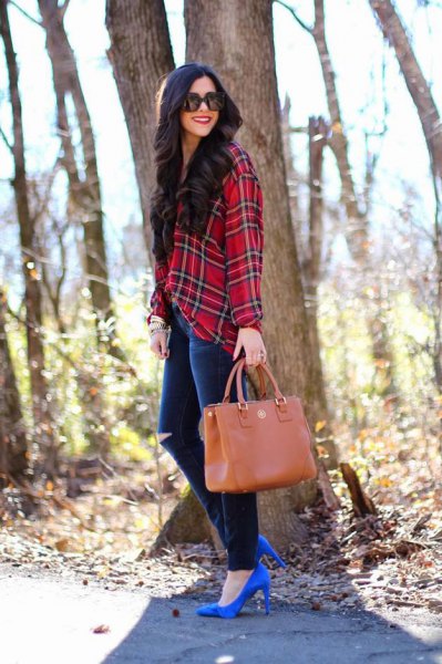 red and black checked flannel shirt with ripped jeans and royal blue heels