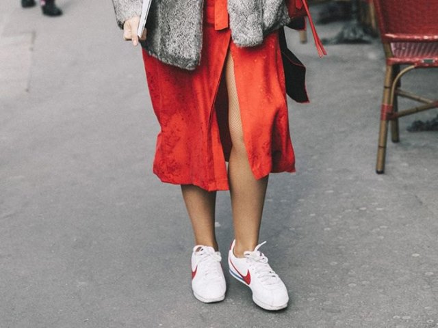red midi high split shirt dress with white walking sneakers