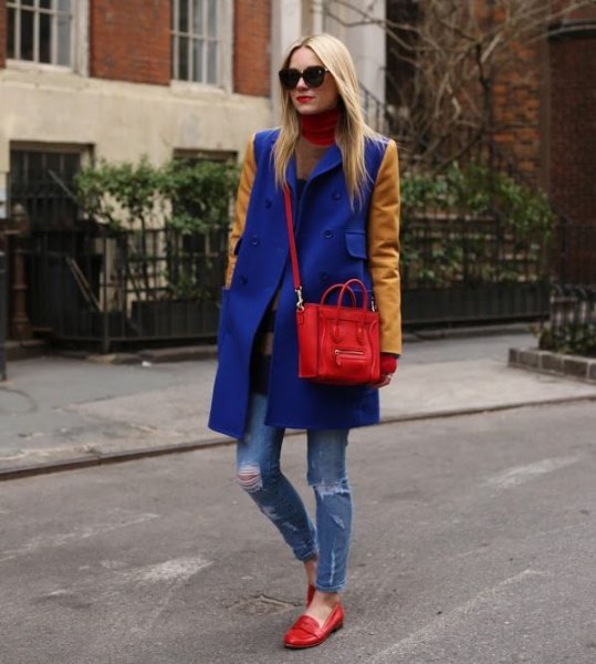 royal blue and brown two-tone long blazer with ripped jeans