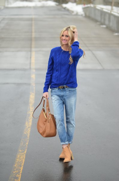 royal blue knitted sweater with boyfriend jeans with cuff