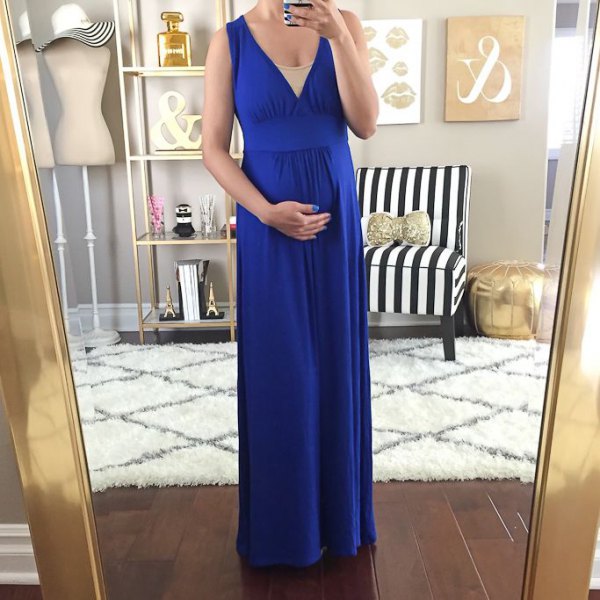 Royal blue maxi jersey dress with blushing, low-cut top in pink