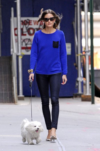 royal blue sweater with dark blue skinny jeans