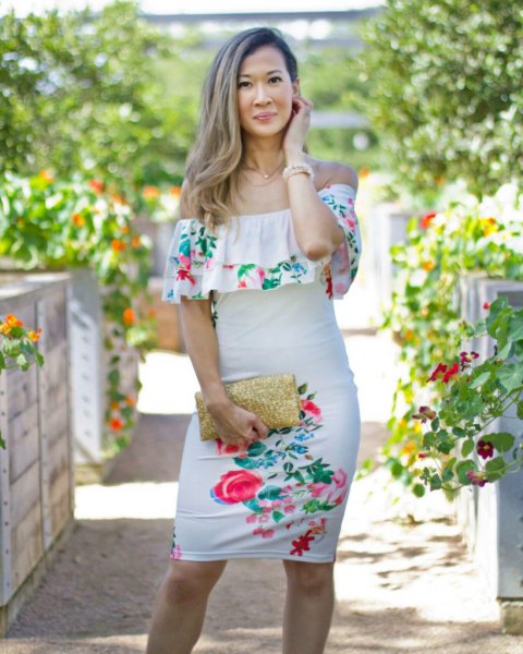 Ruffle off the shoulder floral bodycon dress