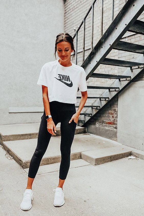 17 Cute Leggings Outfit Ideas To Own Now in 2020 | Womens workout .