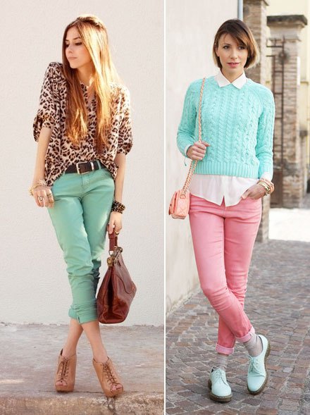 sky blue short knit sweater with white shirt and pink jeans