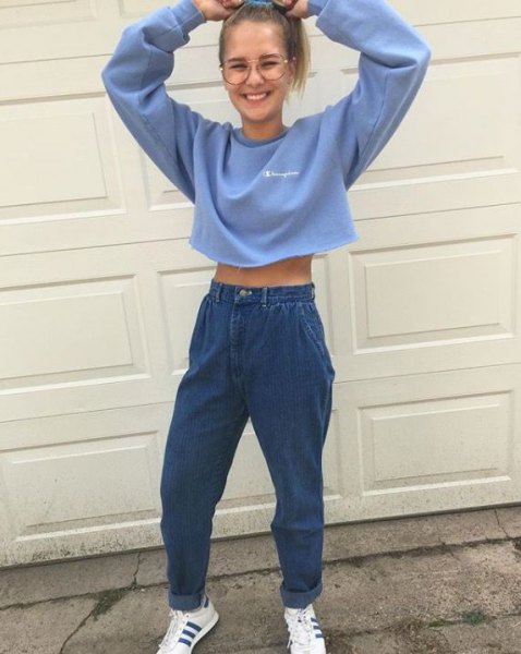 sky blue short sweatshirt with vintage mom jeans with elastic waist
