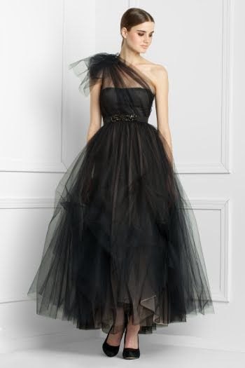 Strapless maxi tulle dress with mesh covering