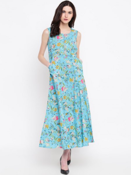 Maxi dress with a turquoise and orange floral pattern
