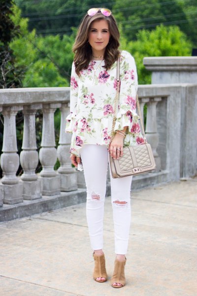 white blouse with pale pink skinny jeans