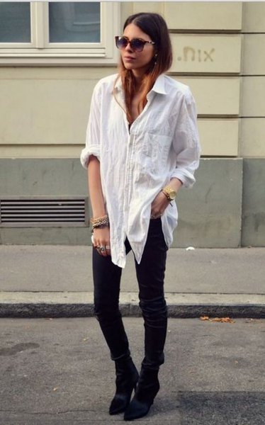 white linen oversize shirt with buttons and black skinny jeans