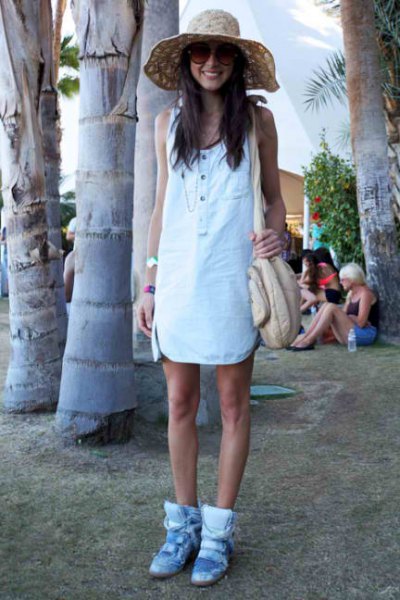 white mini shift dress with light blue sneakers with hidden wedges