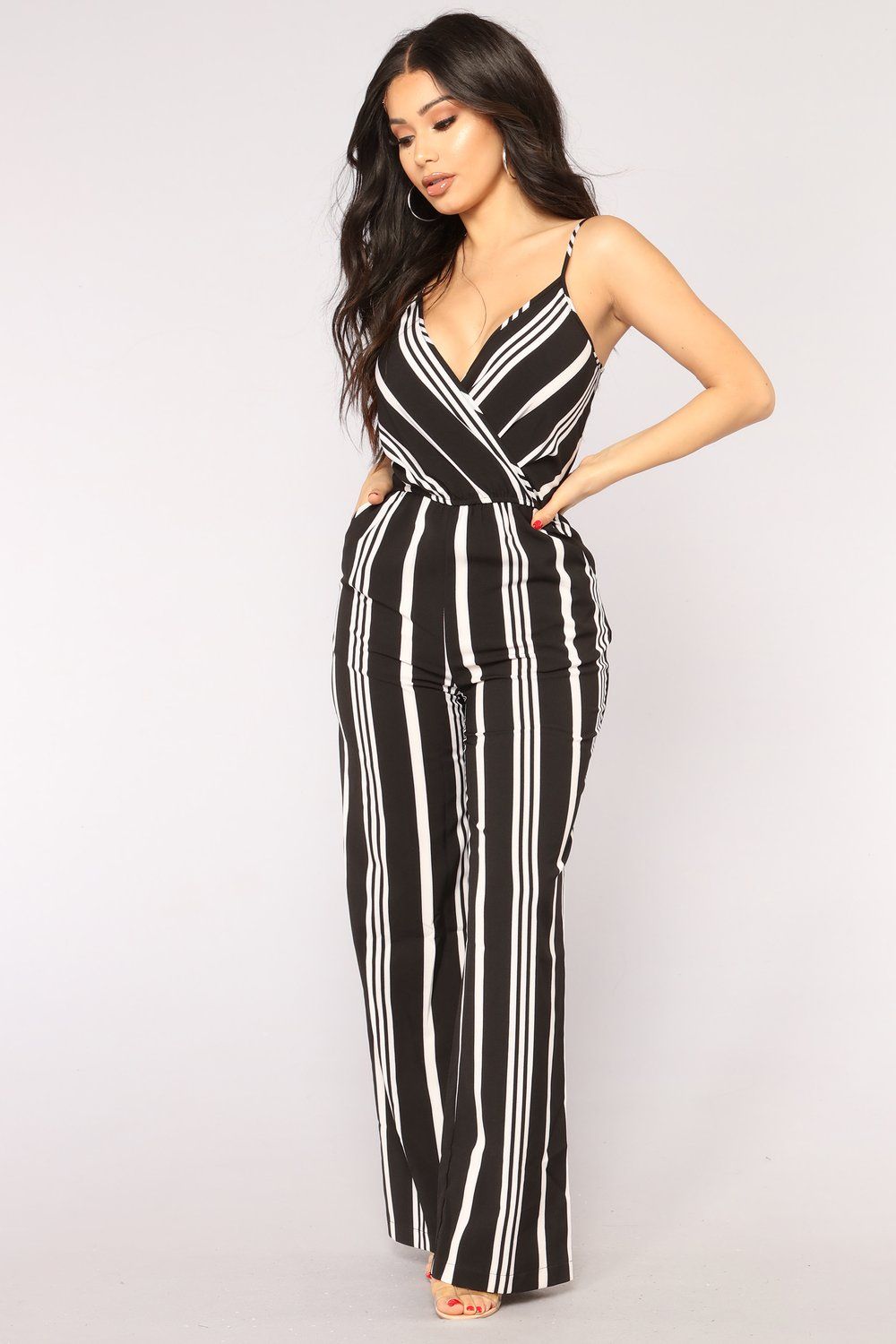 Black And White Jumpsuit Outfits