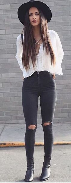 Black Ripped Jeans Outfit Ideas