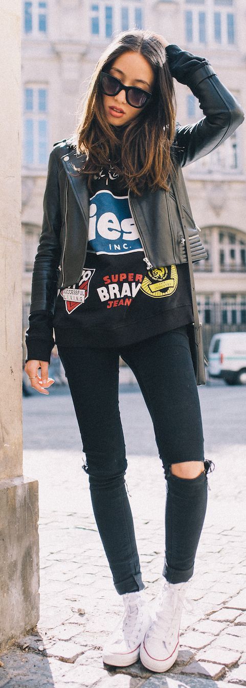Graphic Sweatshirt Outfit Ideas