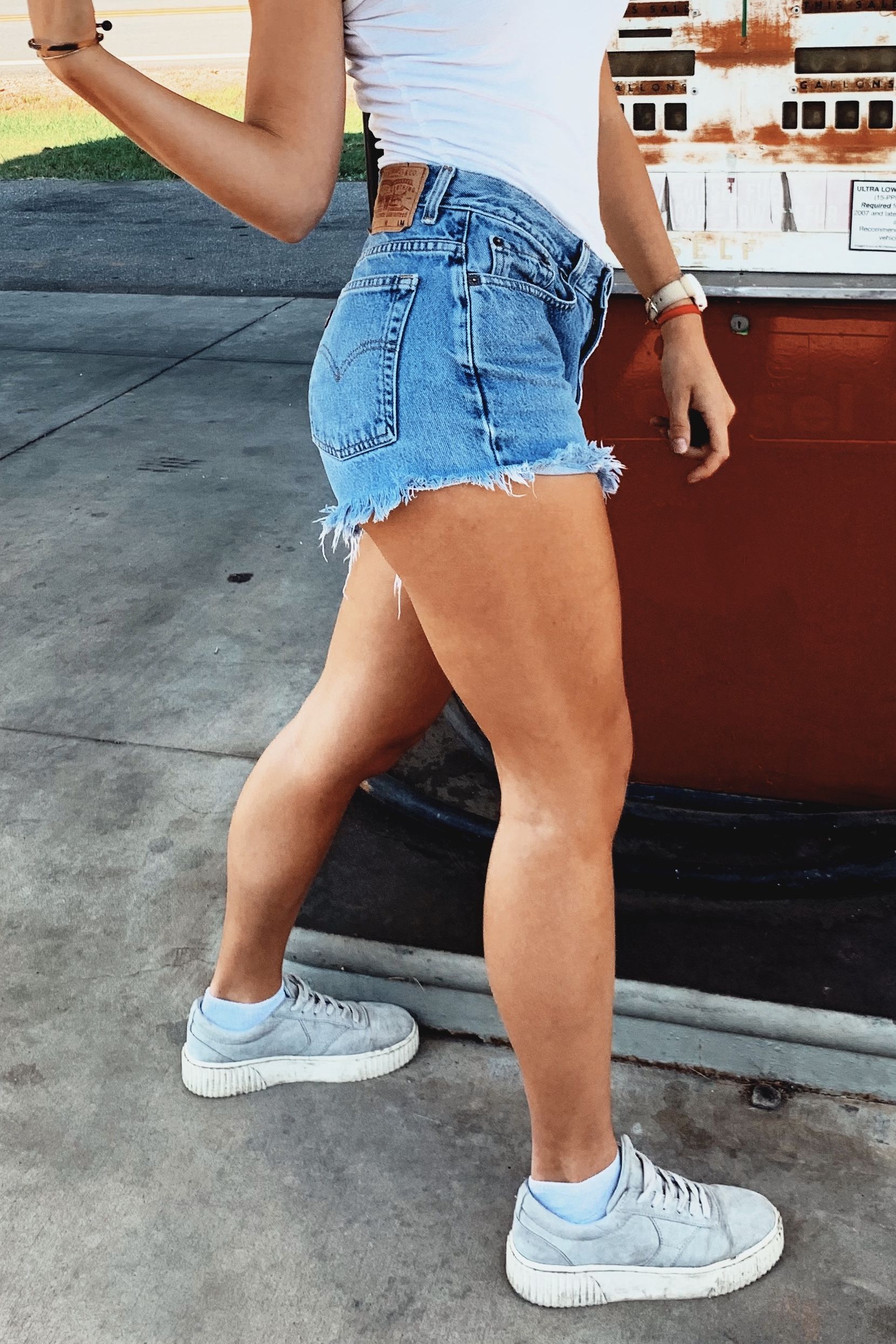 How To Style Levis High Waisted Shorts