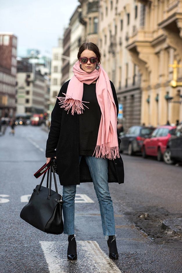 How To Style Pink Scarf