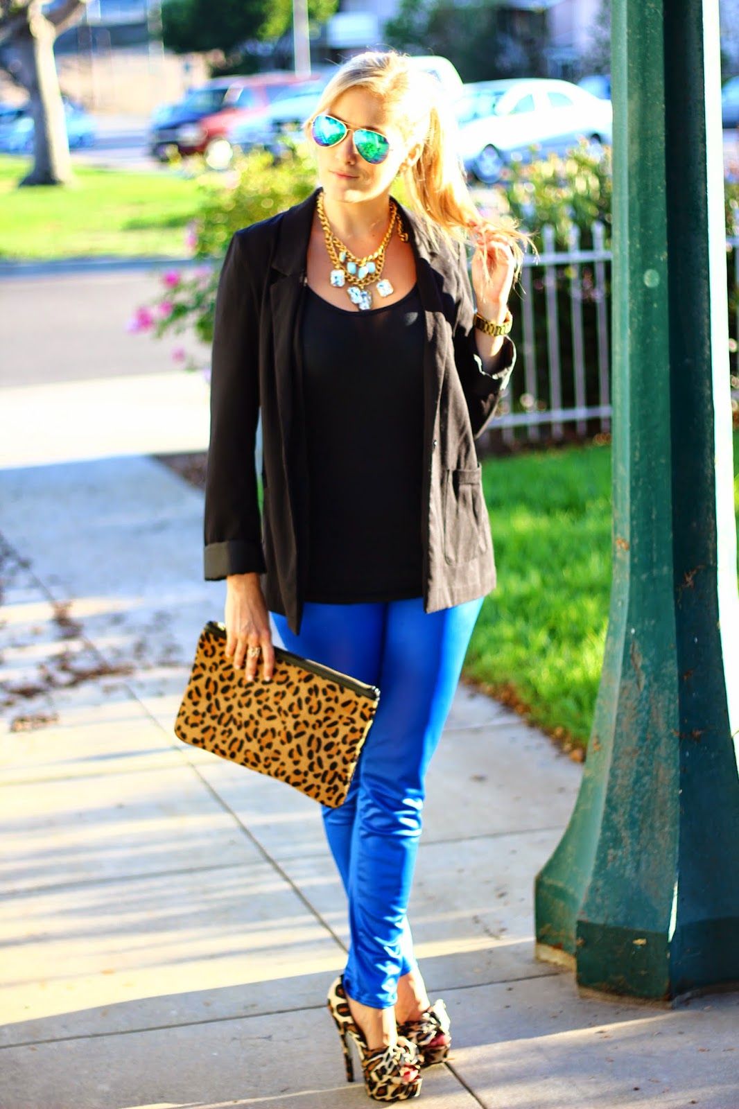 How To Style Royal Blue Leggings