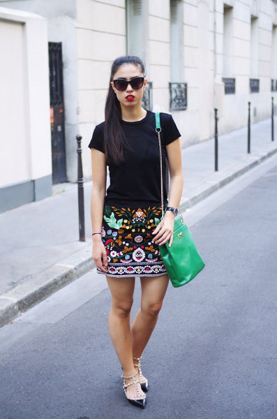 How To Wear Embroidered Skirt