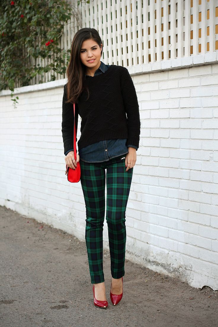 How To Wear Green Plaid Pants