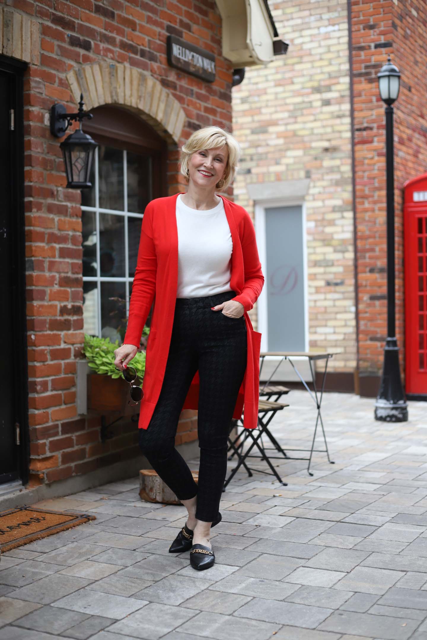 How To Wear Long Red Cardigan