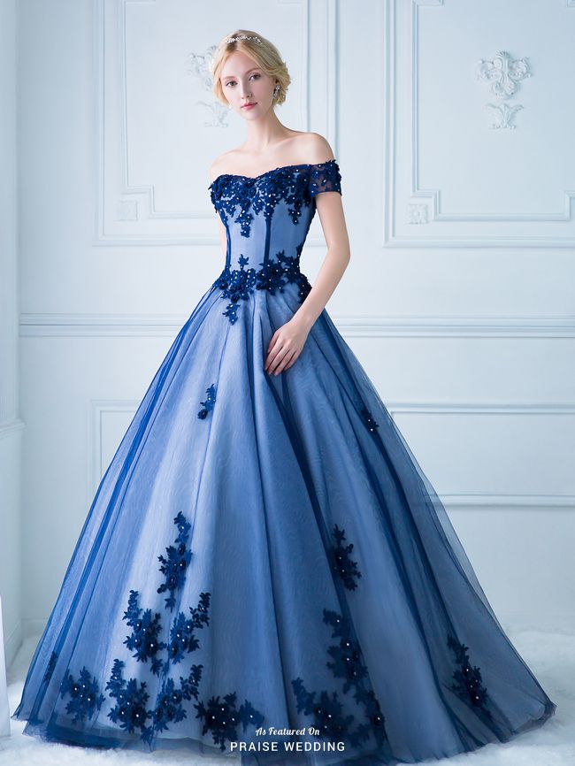 How To Wear Royal Blue Gown