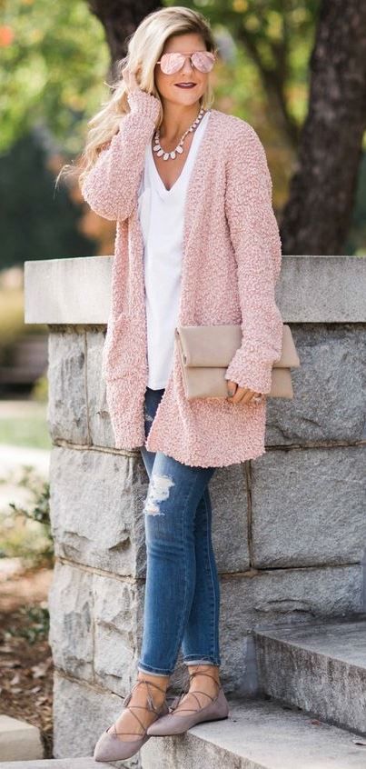 Pink Cardigan Outfit Ideas